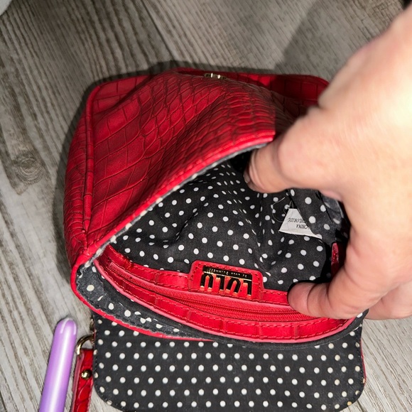 Lulu Guinness red leather croc embossed crossbody chain purse - Picture 11 of 11